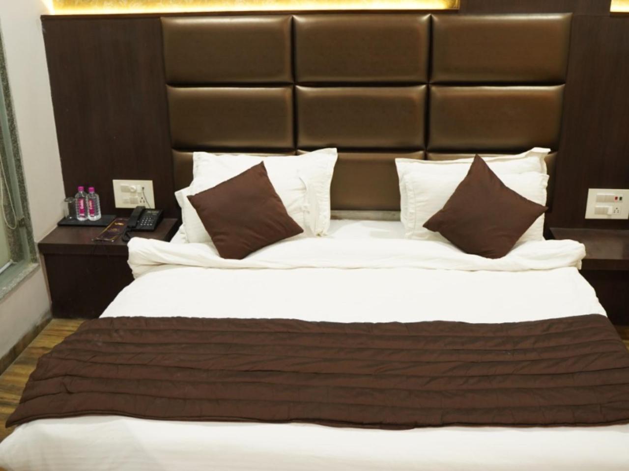 Raas Mahal-Hotel In Jaipur Near Tourist Places Ngoại thất bức ảnh